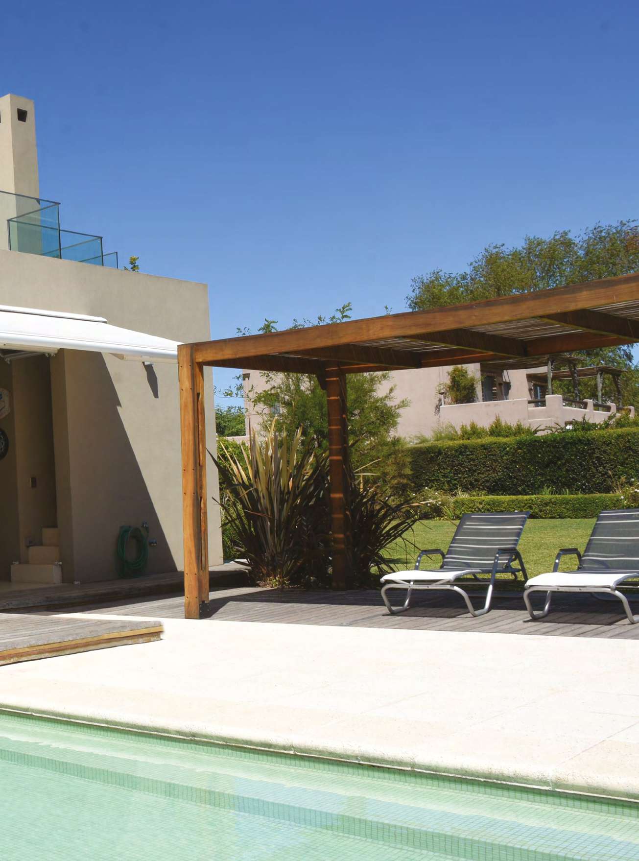 Airomatic — Hunter Douglas